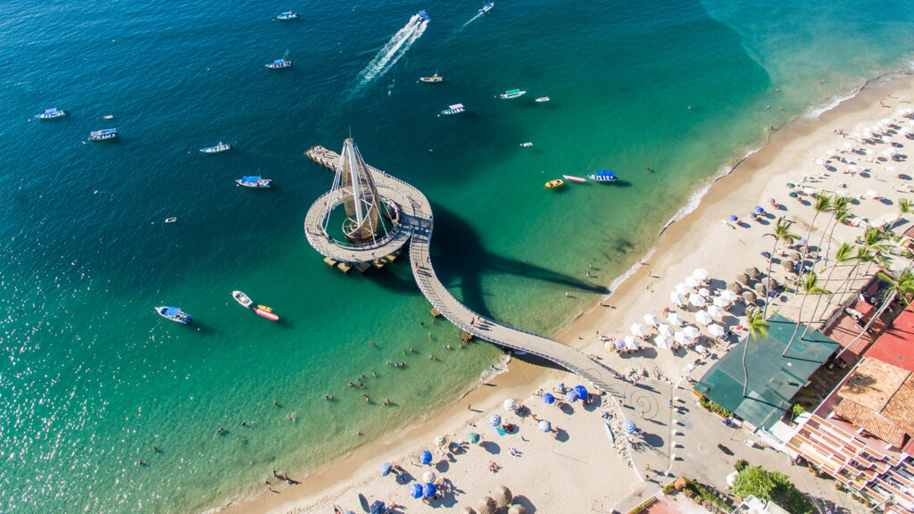 PUERTO VALLARTA SETS FOREIGN VISITORS ARRIVALS RECORD